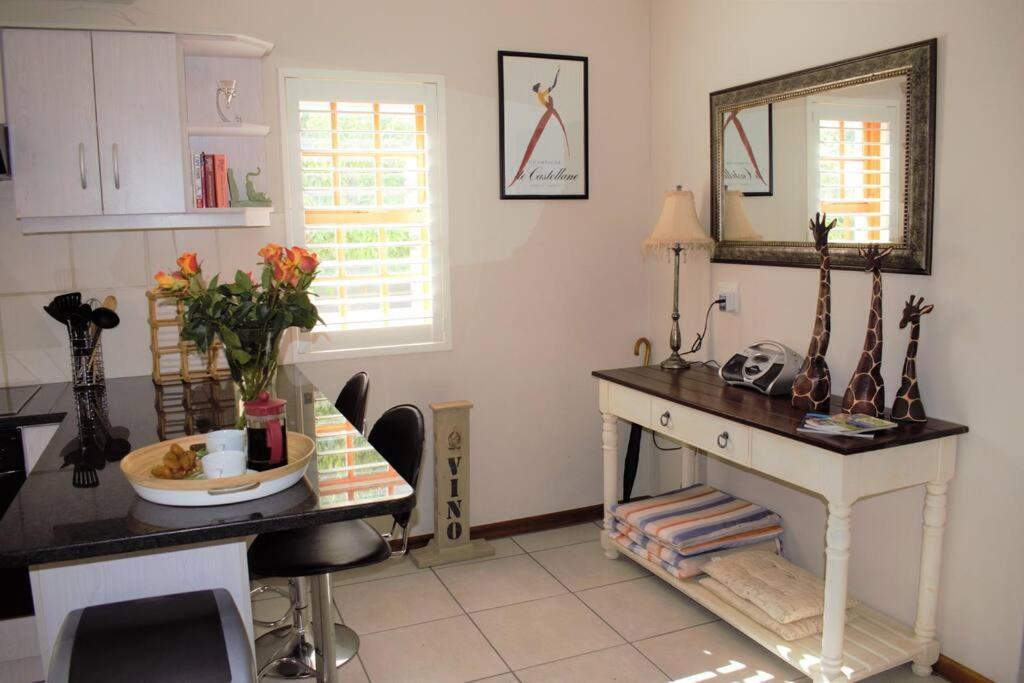 Smith Cottage Franschhoek Bagian luar foto