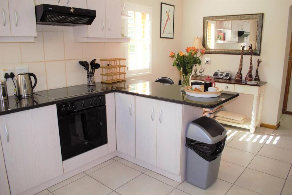 Smith Cottage Franschhoek Bagian luar foto